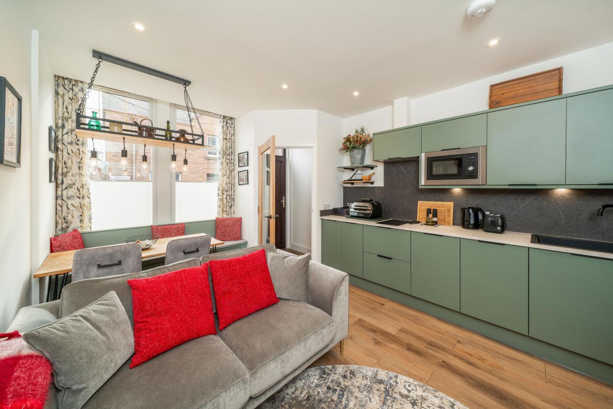 Grange8 Luxury Snug & Courtyard In Blairgowrie Apartment Blairgowrie and Rattray Exterior photo