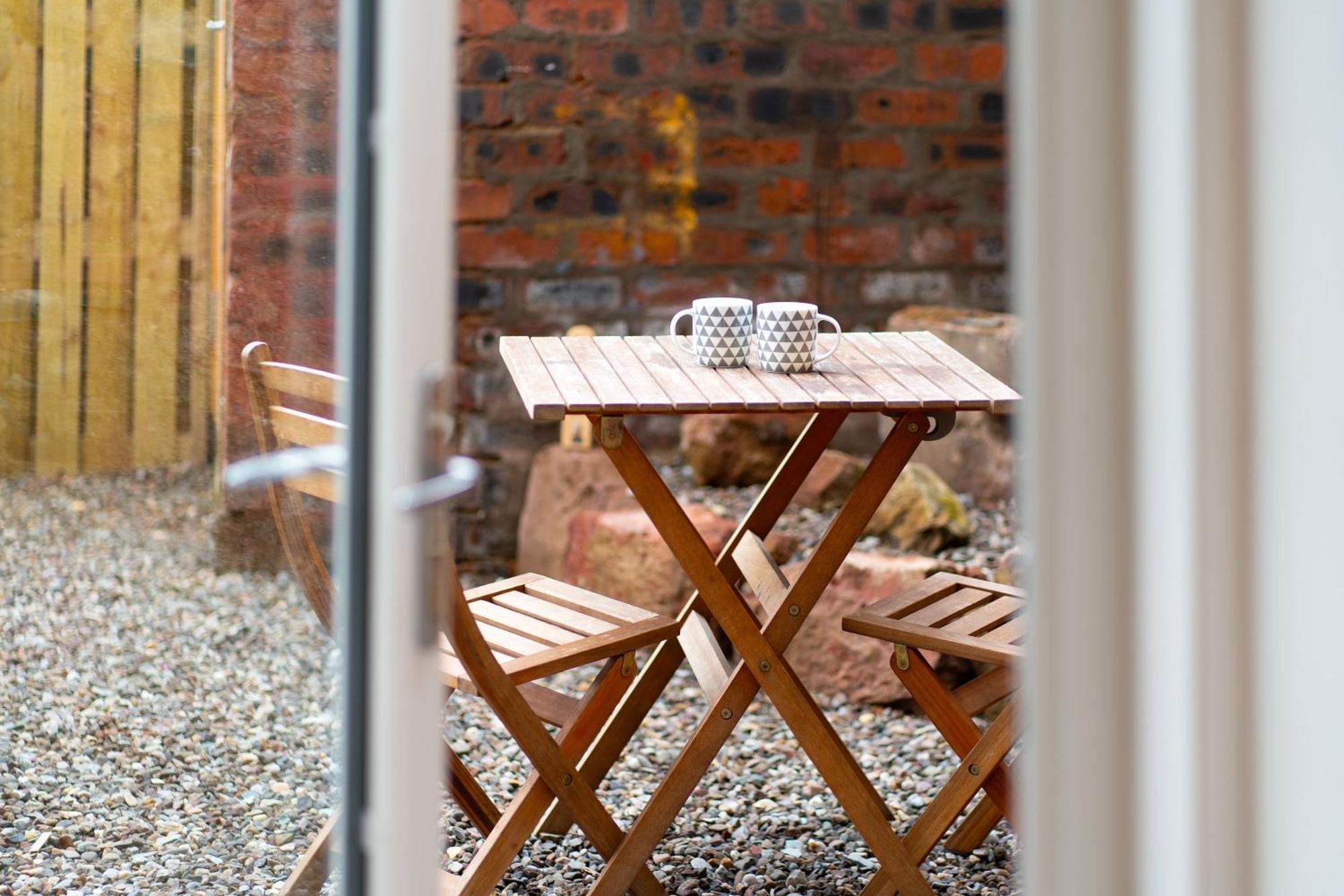 Grange8 Luxury Snug & Courtyard In Blairgowrie Apartment Blairgowrie and Rattray Exterior photo